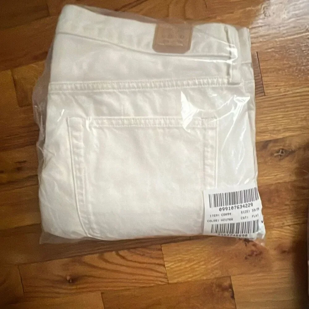 J. Crew Classic jean in White denim NWT 33/30